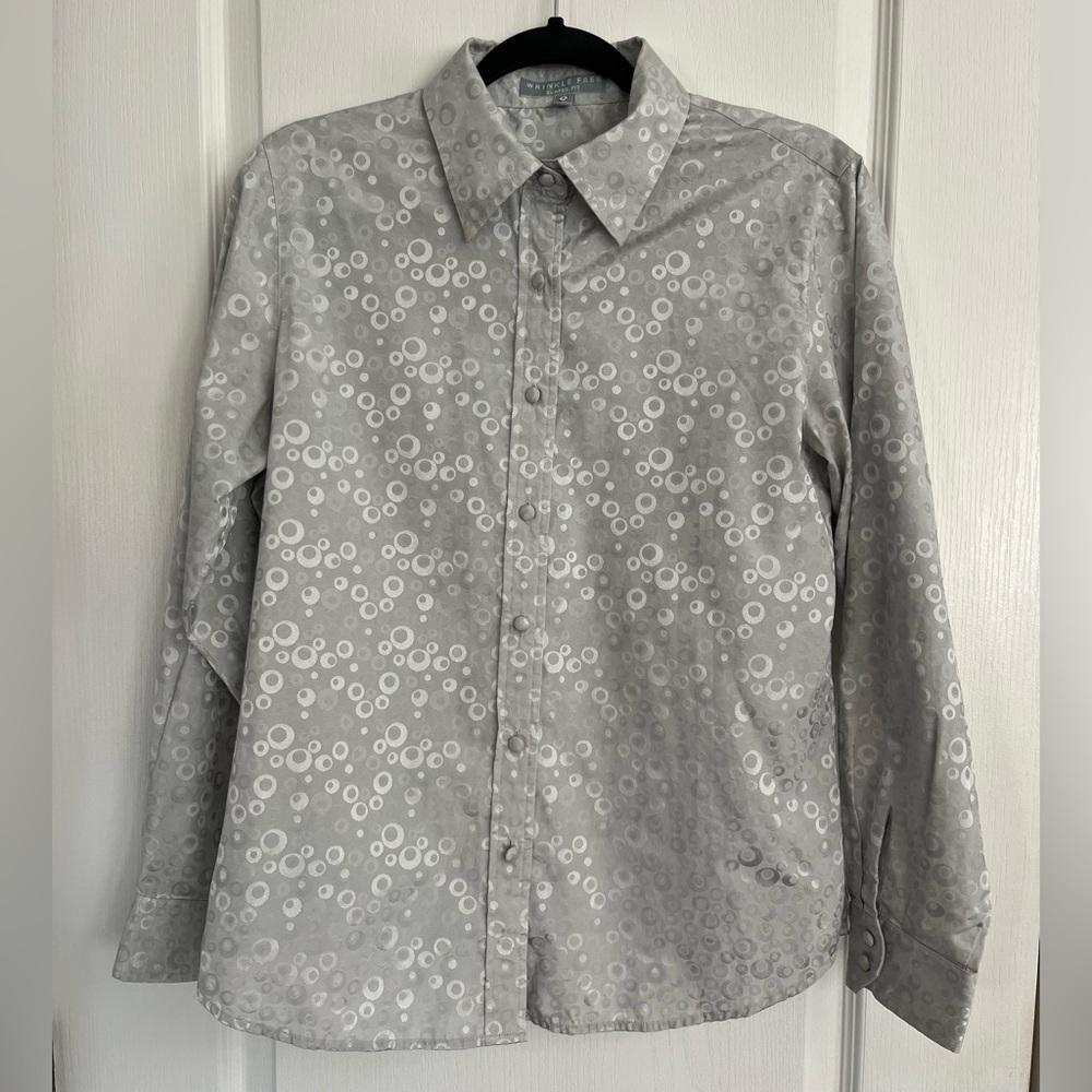 Foxcroft Shaped Fit Gray/SilverCircle Pattern Shirt Size 8